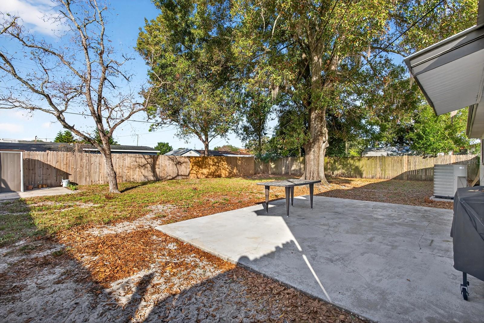 LAKE PARKER MANOR - Residential