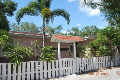 Photo of 1515 Nebraska Avenue, Palm Harbor, FL 34683 (MLS # TB8523842)