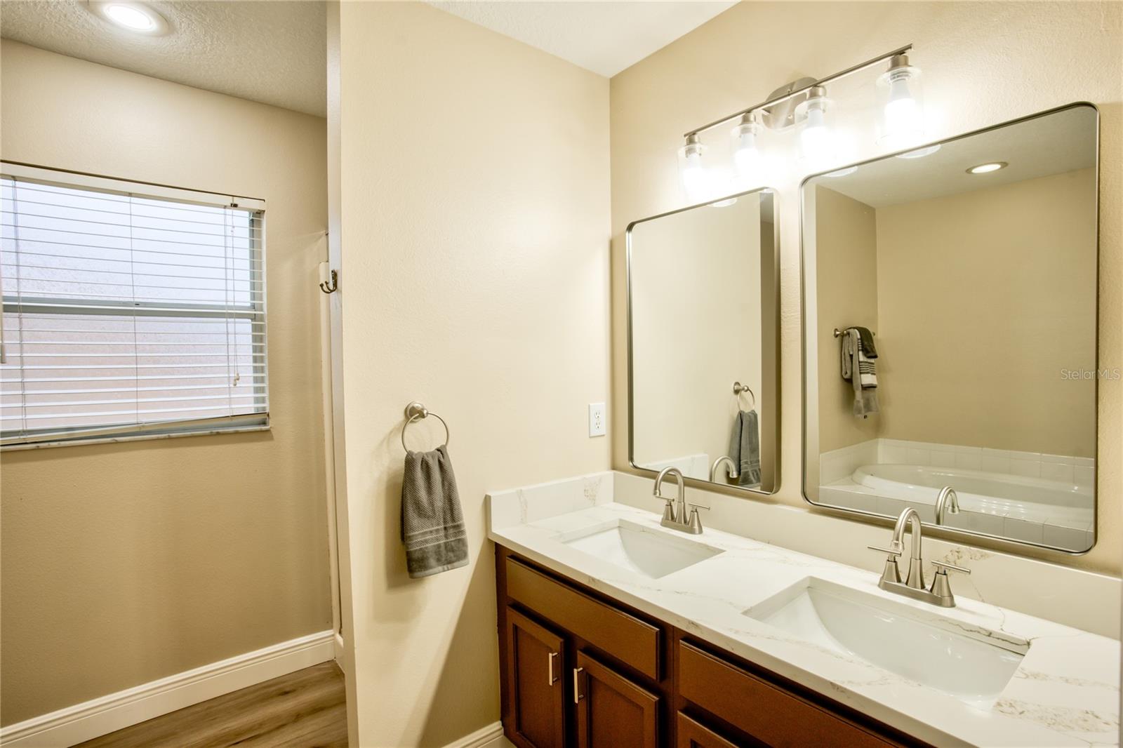 BELLINGHAM OAKS - Residential Lease