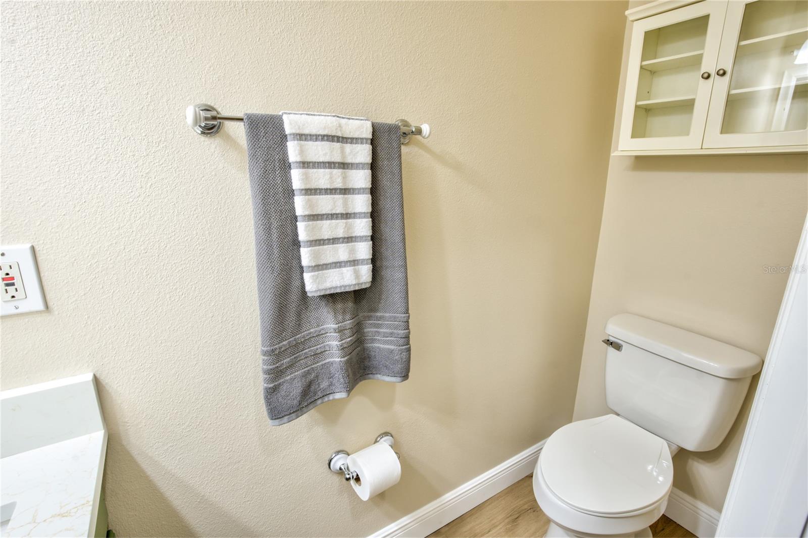 BELLINGHAM OAKS - Residential Lease