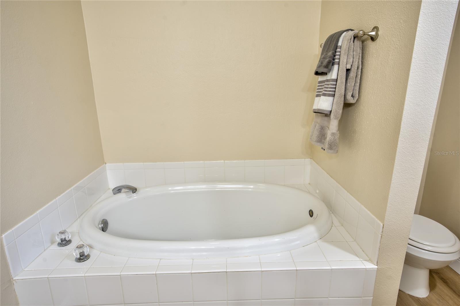 BELLINGHAM OAKS - Residential Lease