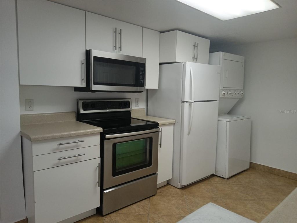 Photo of 429 Coconut Palm Way, Davenport, FL 33897 (MLS # S5130882)