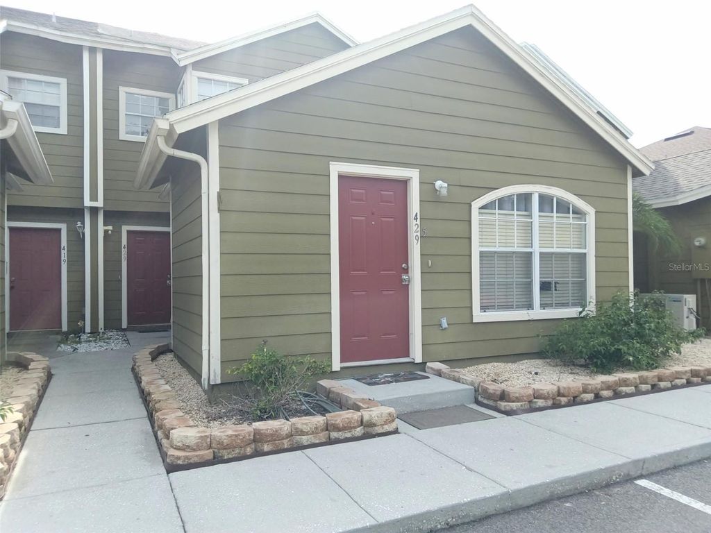 Photo of 429 Coconut Palm Way, Davenport, FL 33897 (MLS # S5130882)