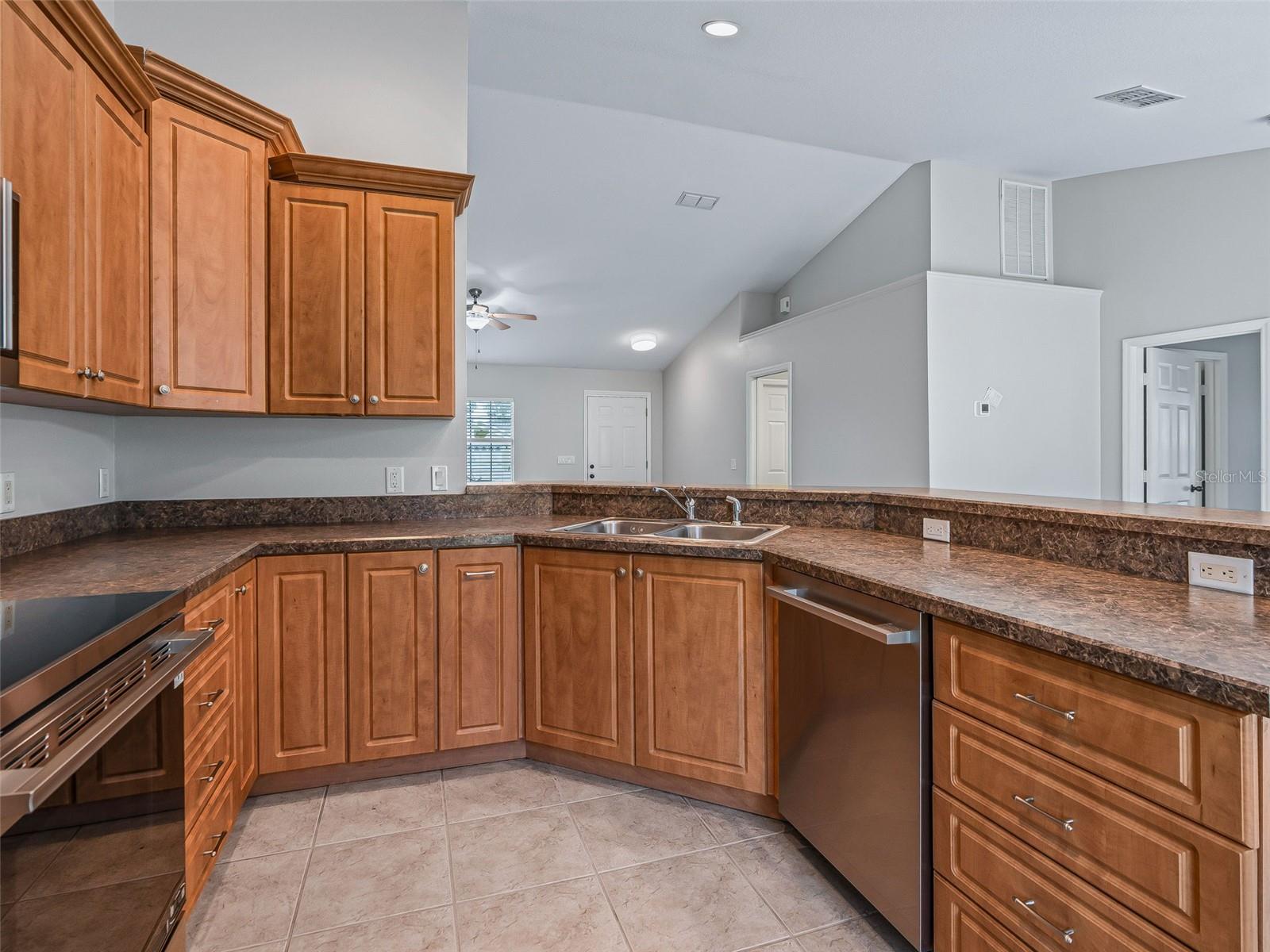 SILVER SPRINGS SHORES UNIT 20 - Residential