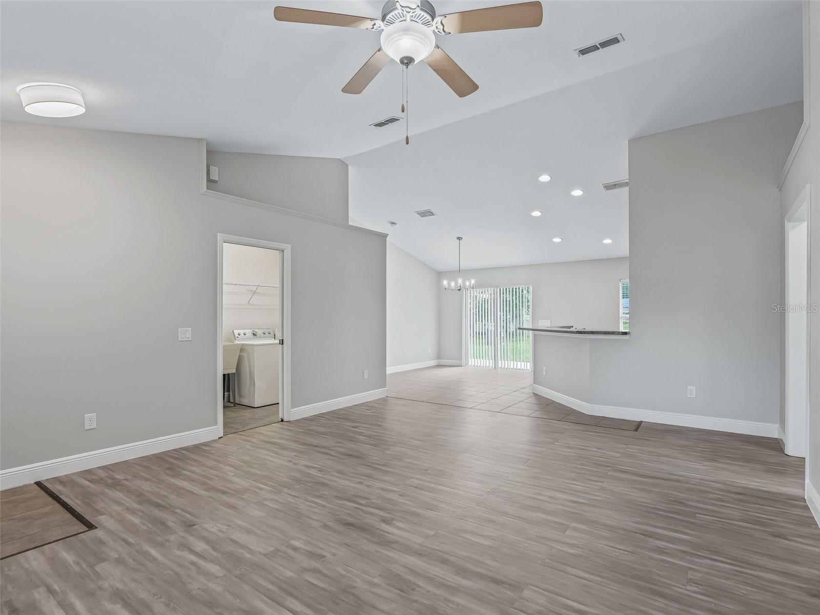 SILVER SPRINGS SHORES UNIT 20 - Residential