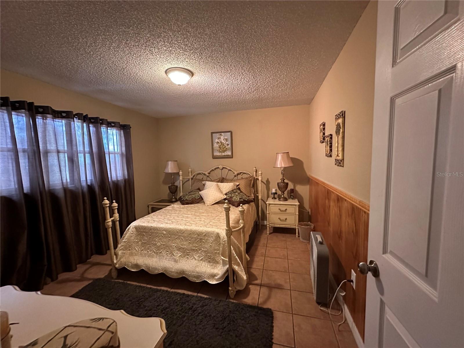 SHADOW LAKES - Residential