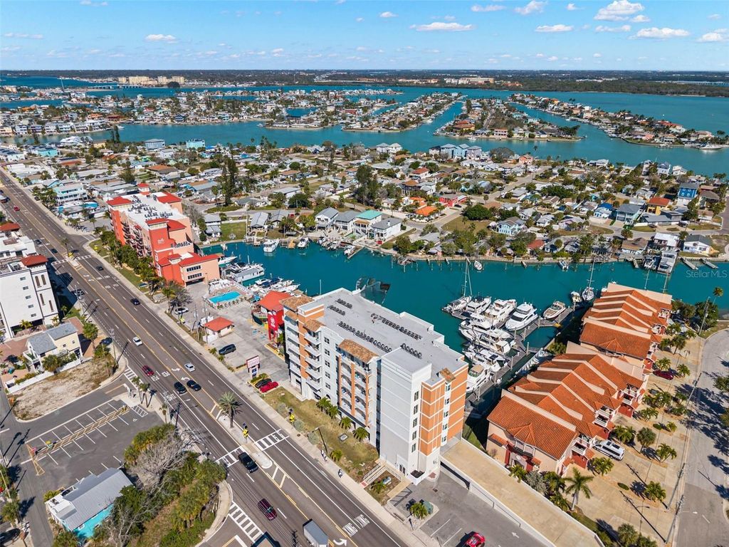 Photo of 13101 Gulf Boulevard #1605, St Petersburg, FL 33708 (MLS # TB8472973)