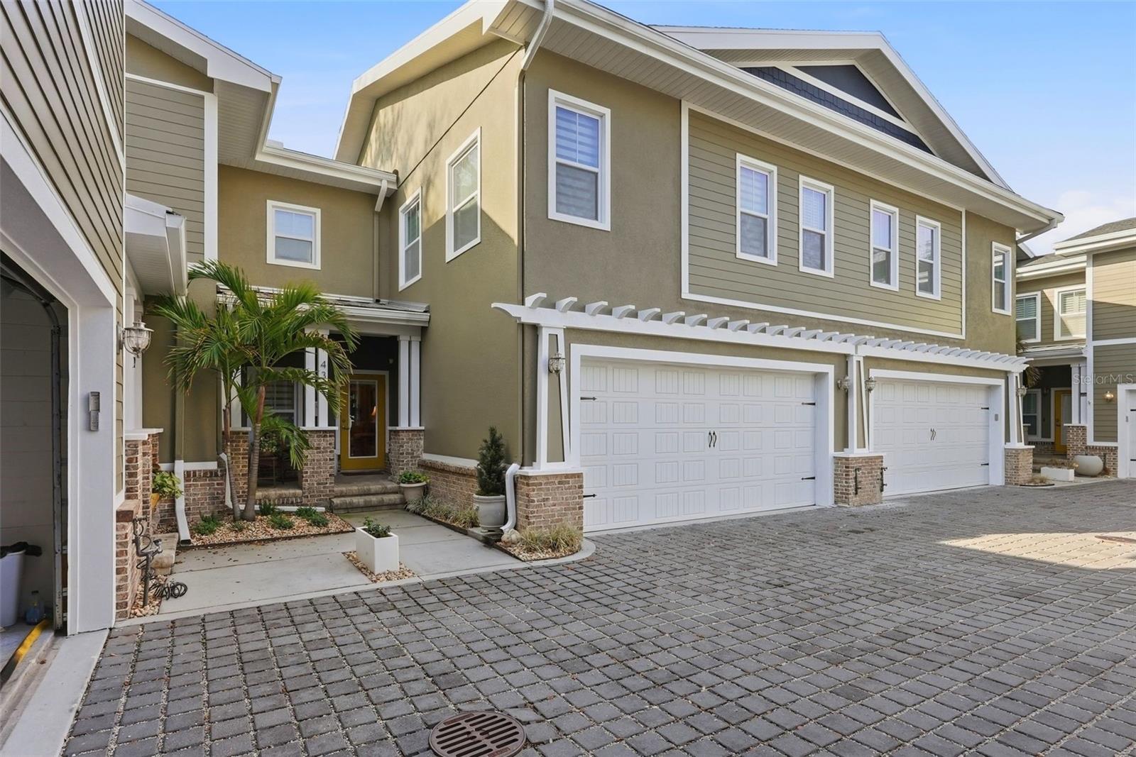 SANDERLINGS TWNHMS REP - Residential