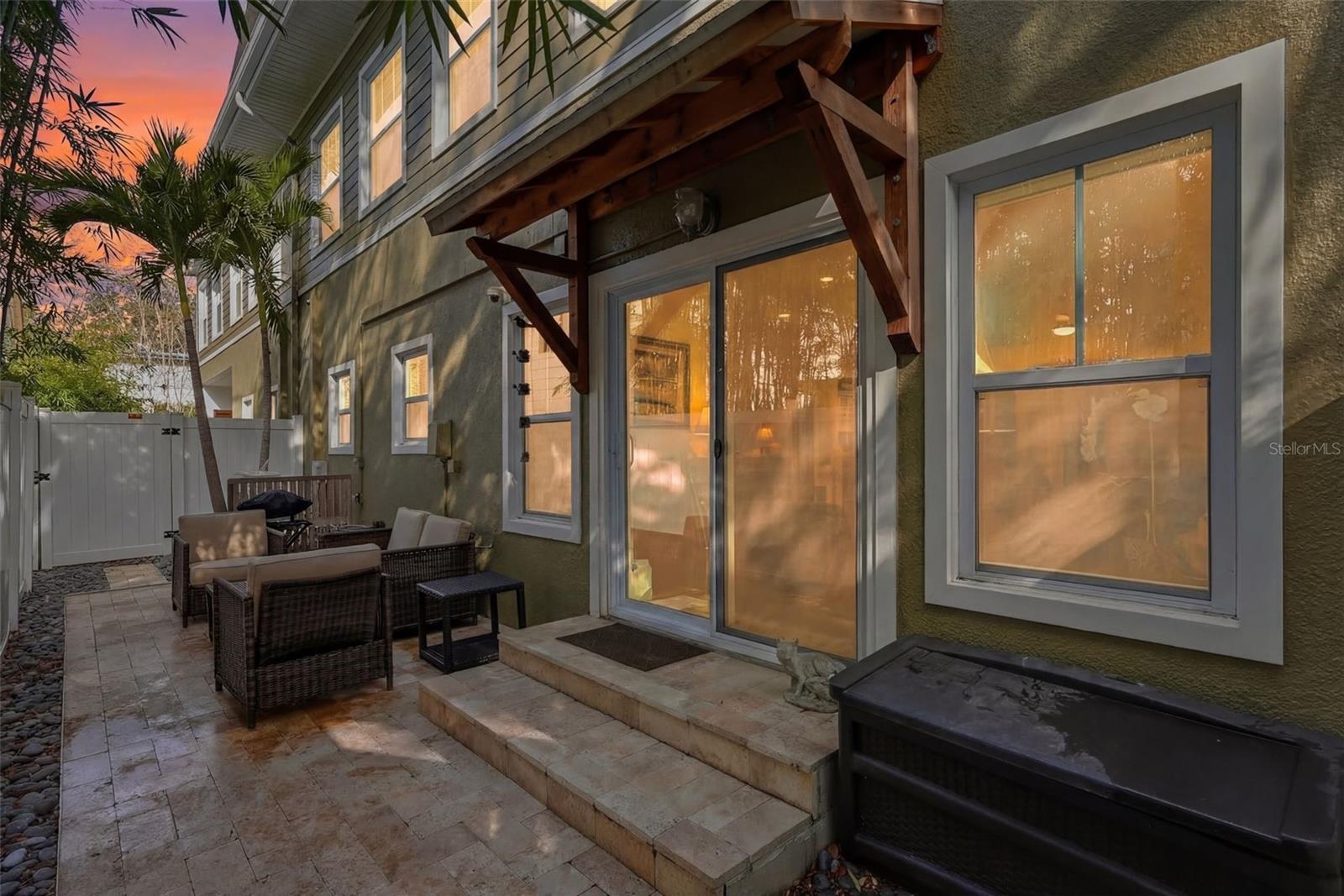 SANDERLINGS TWNHMS REP - Residential