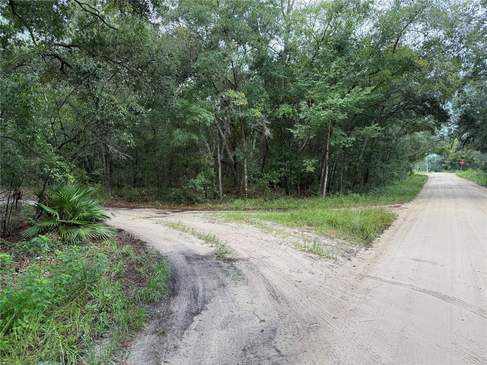 INTERLACHEN LAKES ESTATES - Land