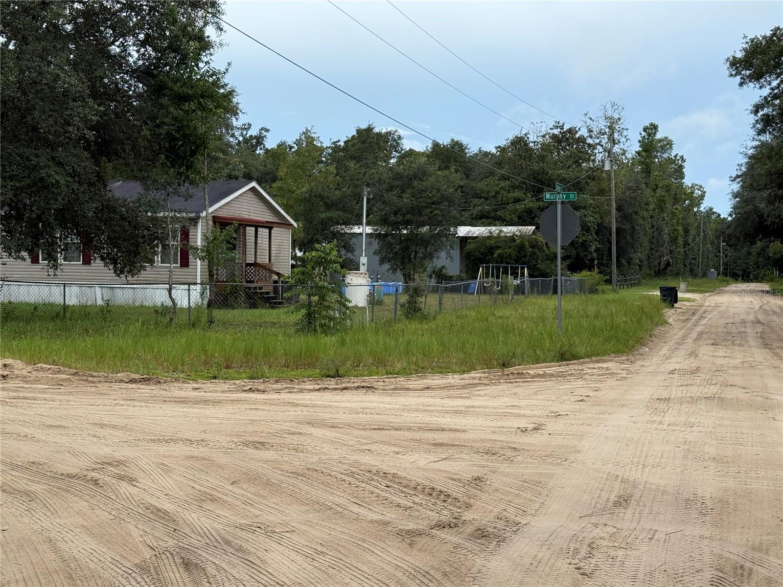 INTERLACHEN LAKES ESTATES - Land