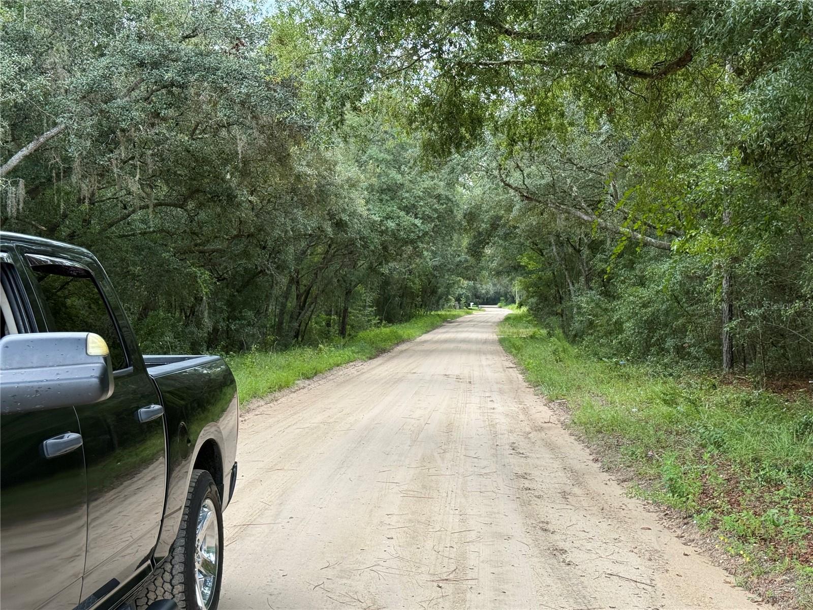 INTERLACHEN LAKES ESTATES - Land