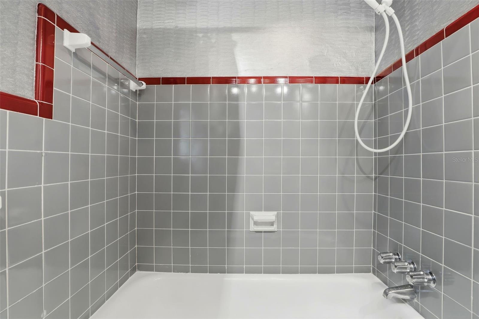 PHILLIPS REP 01 LAKEWOOD - Residential