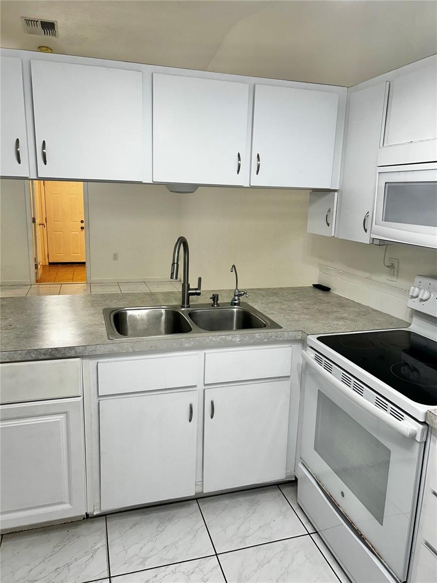 GULFVIEW VILLAS CONDO - Residential