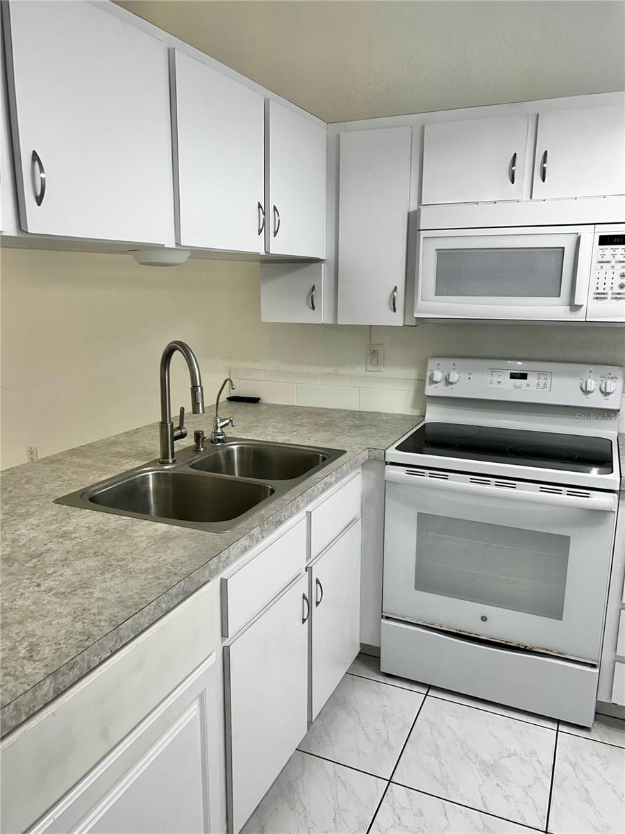 GULFVIEW VILLAS CONDO - Residential