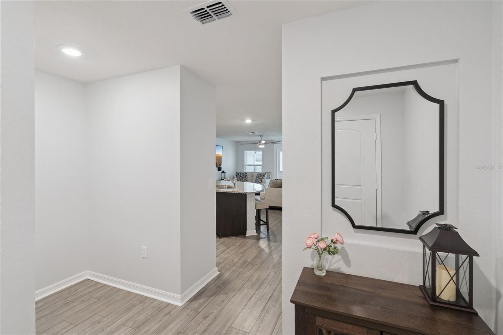 1537 WYNFORD CIRCLE