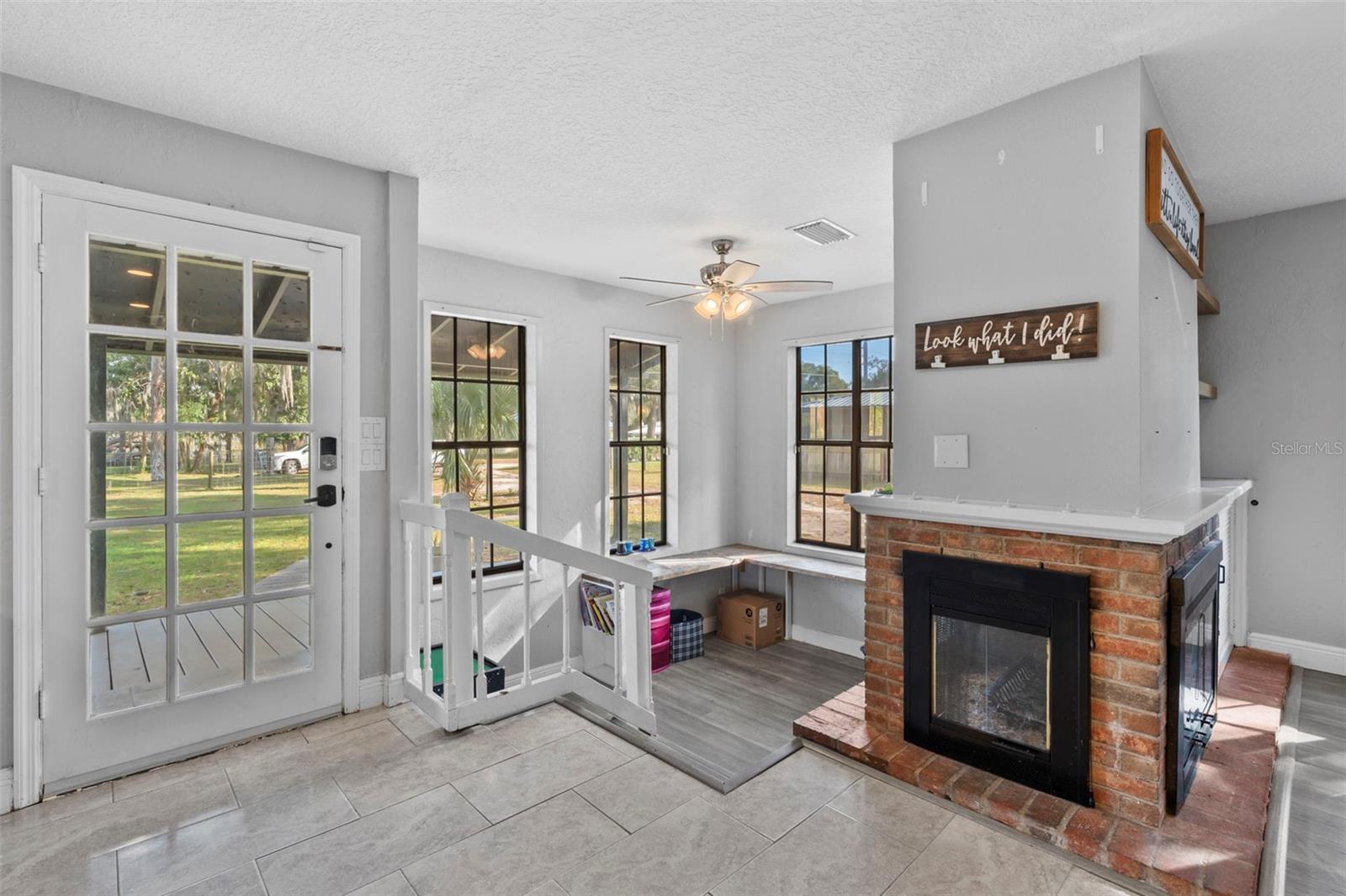 VALENCIA PARK - Residential