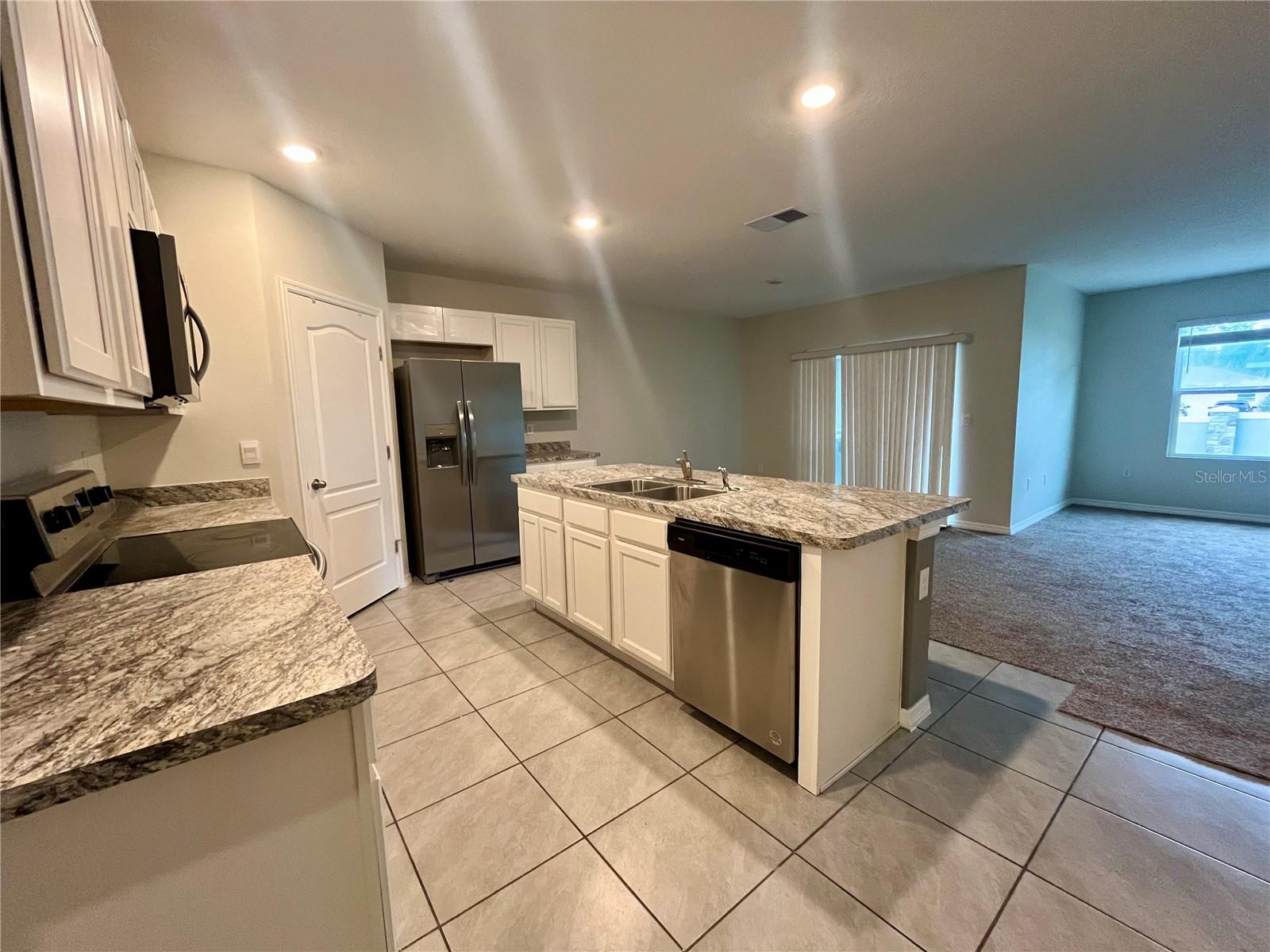 AUBURN GROVE PH I - Residential Lease