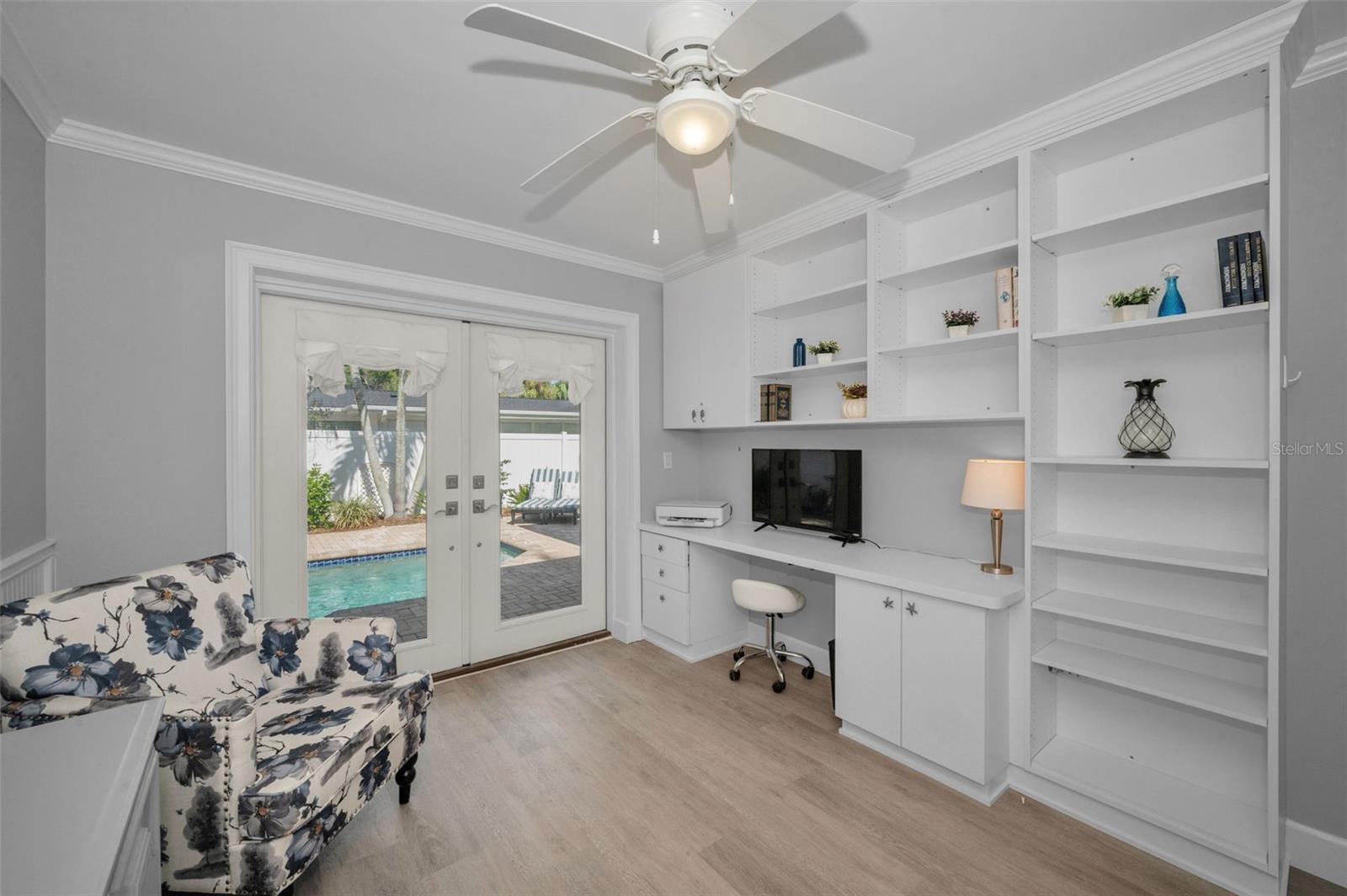 MAXIMO MOORINGS - Residential