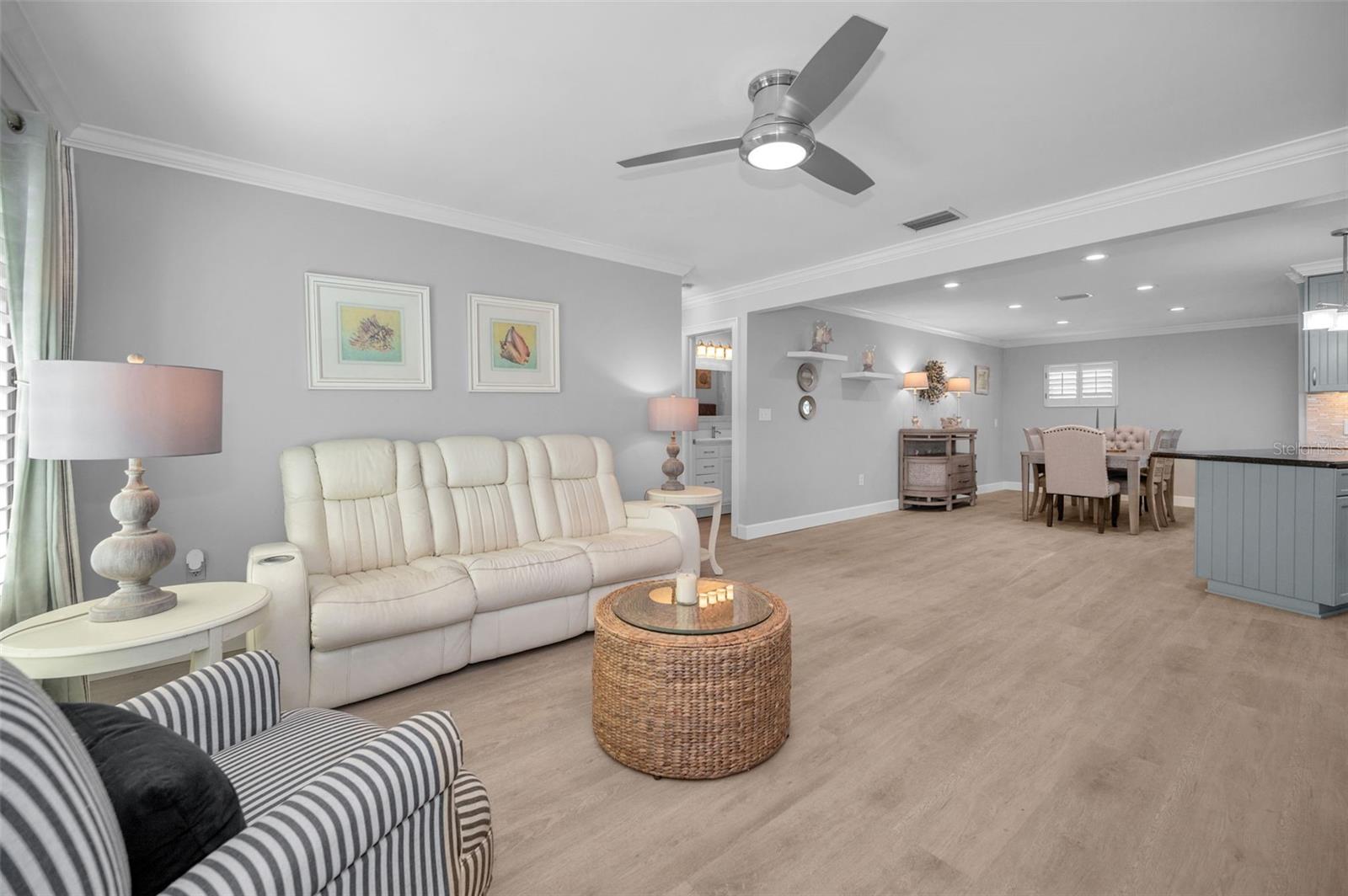 MAXIMO MOORINGS - Residential