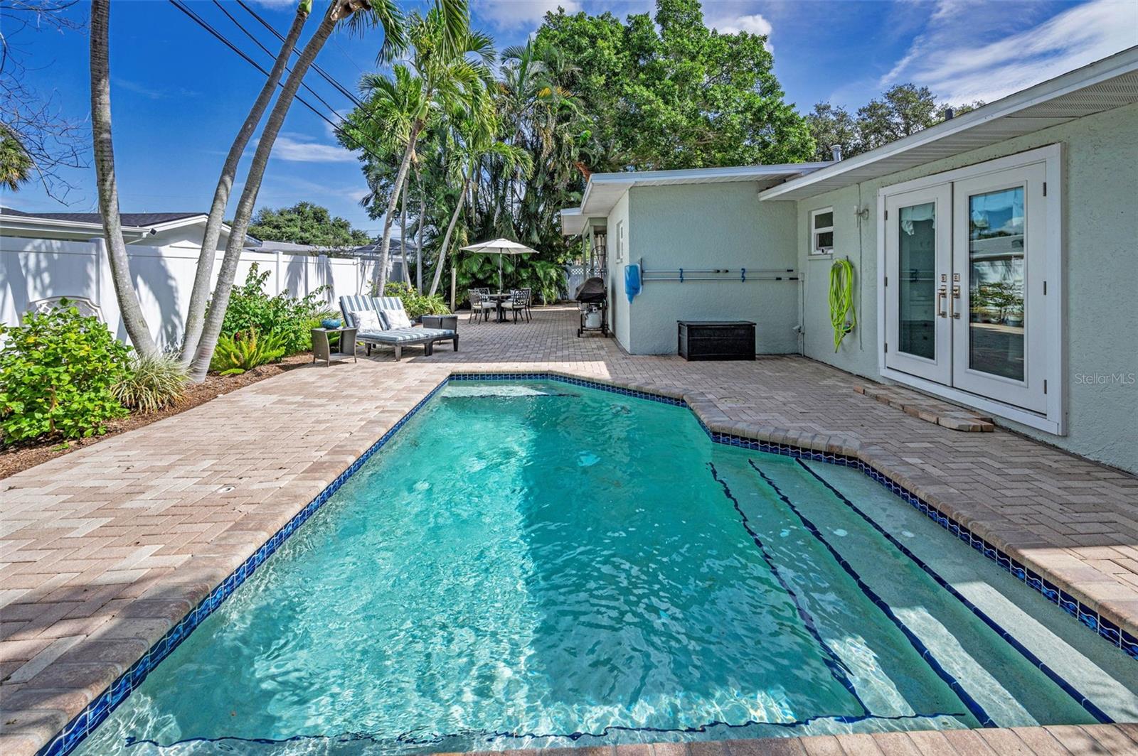 MAXIMO MOORINGS - Residential