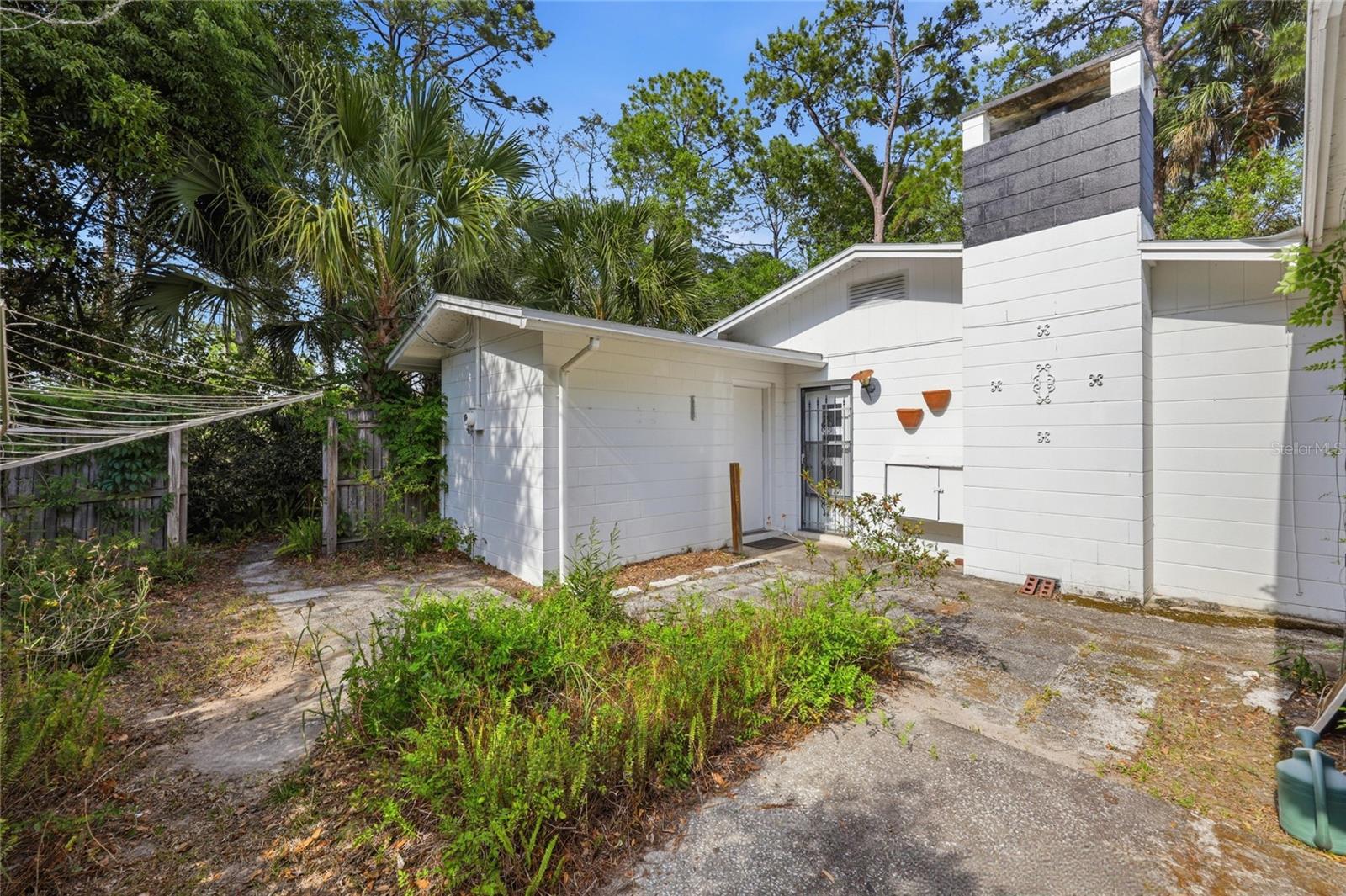 PALM VIEW ESTATES - Residential