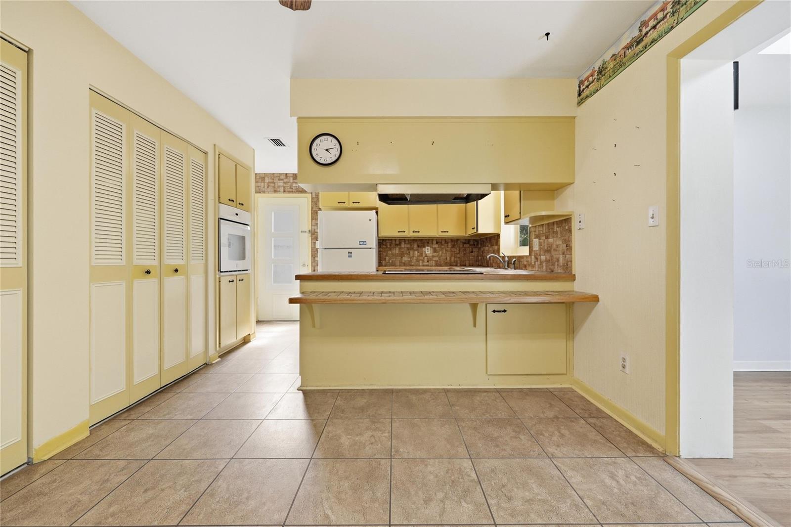 PALM VIEW ESTATES - Residential