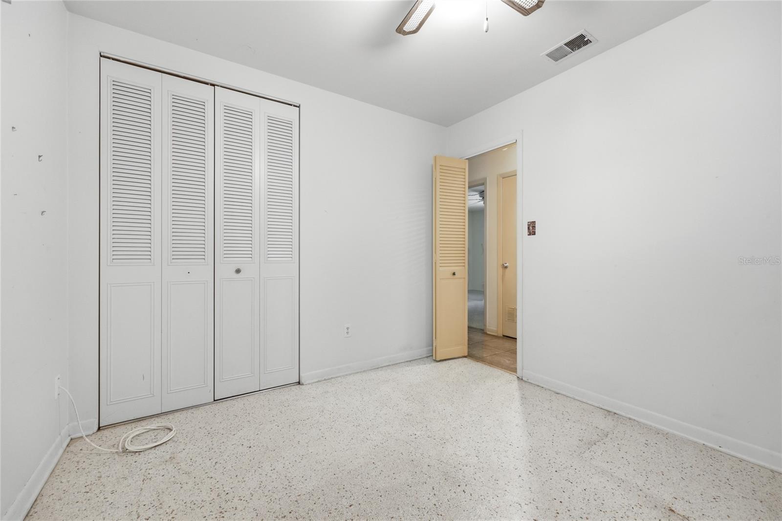 PALM VIEW ESTATES - Residential