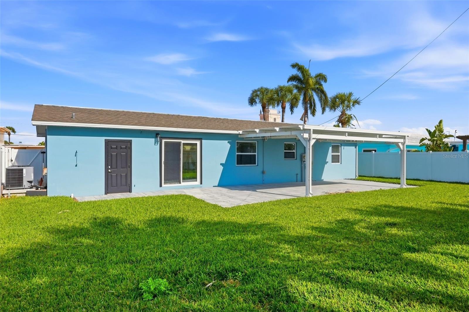 ST PETERSBURG BEACH NORTH UNIT 4 - Residential