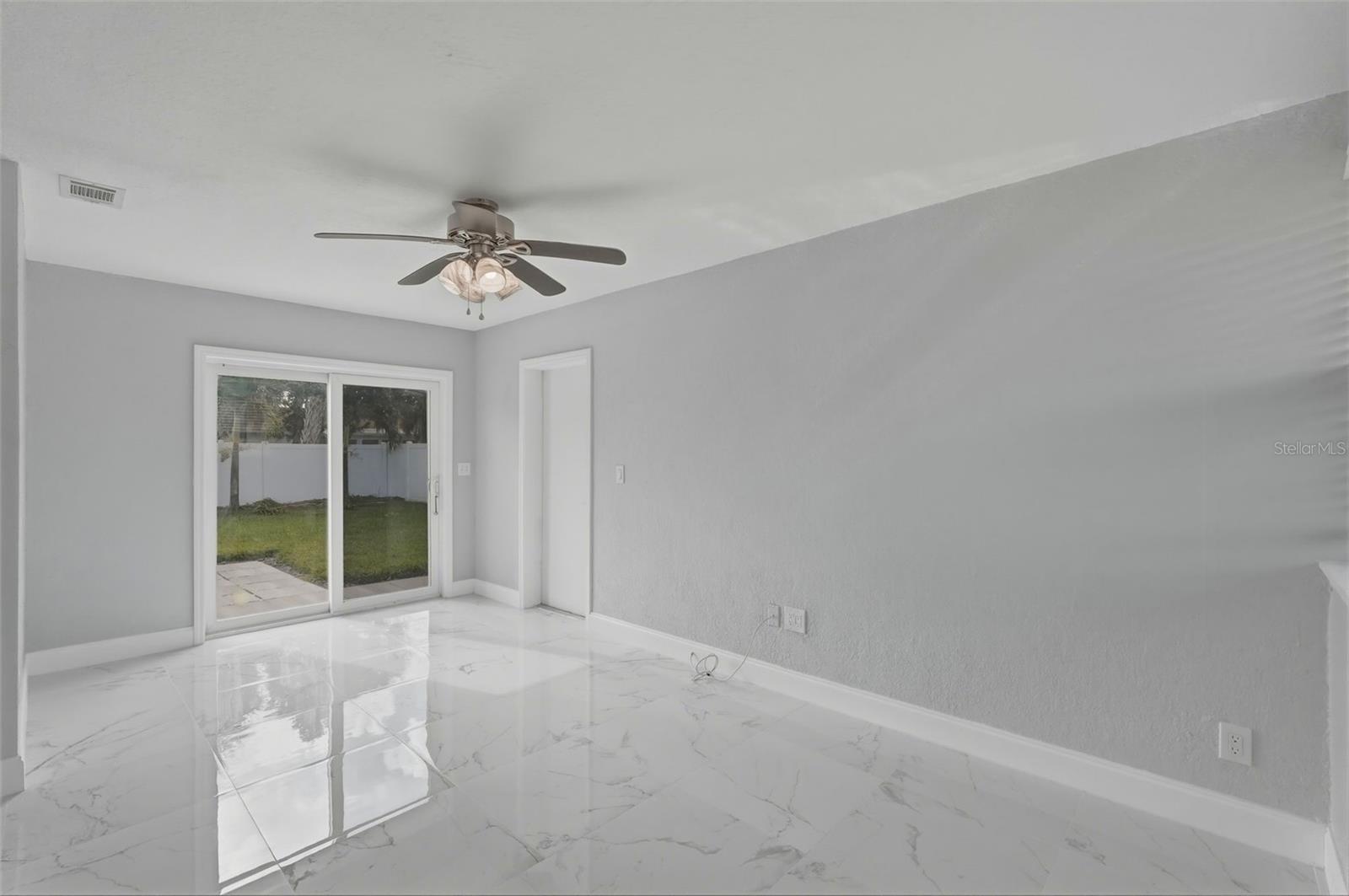 ST PETERSBURG BEACH NORTH UNIT 4 - Residential