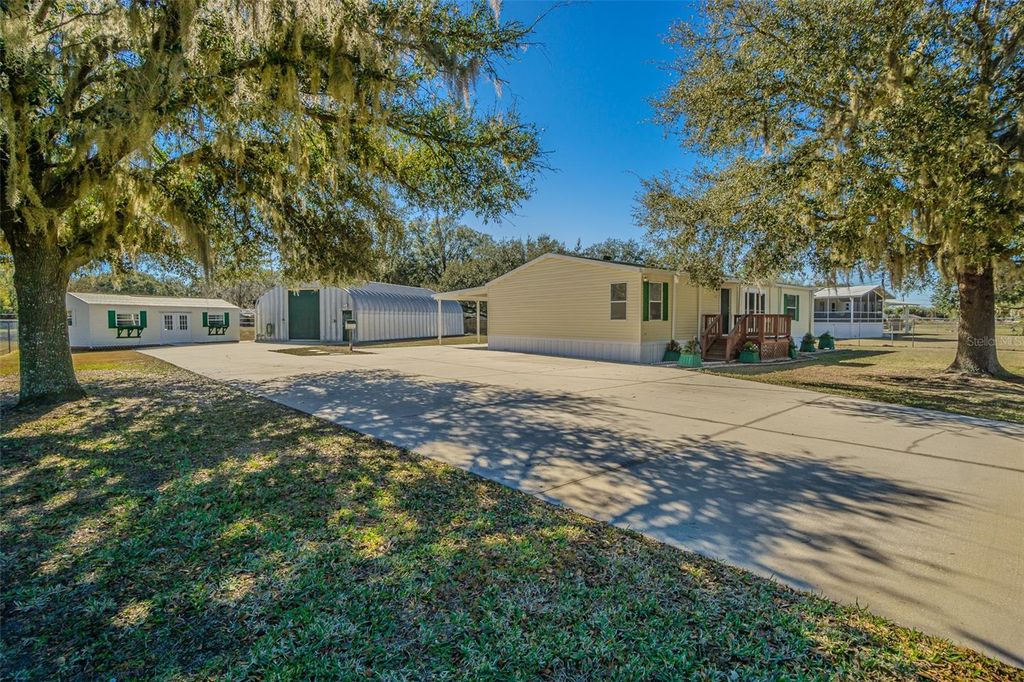 Photo of 5216 Rock Dove Trail, Lakeland, FL 33810 (MLS # TB8466365)