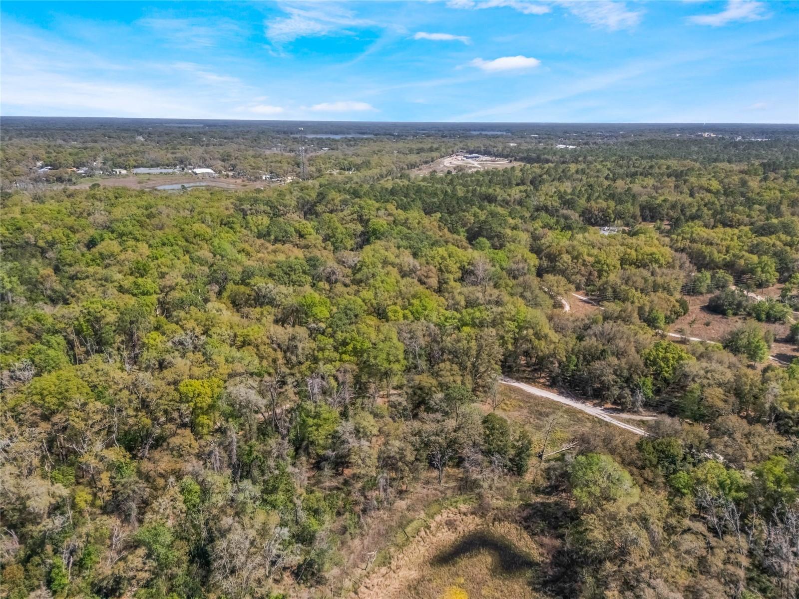 2208 EISENHOWER STREET