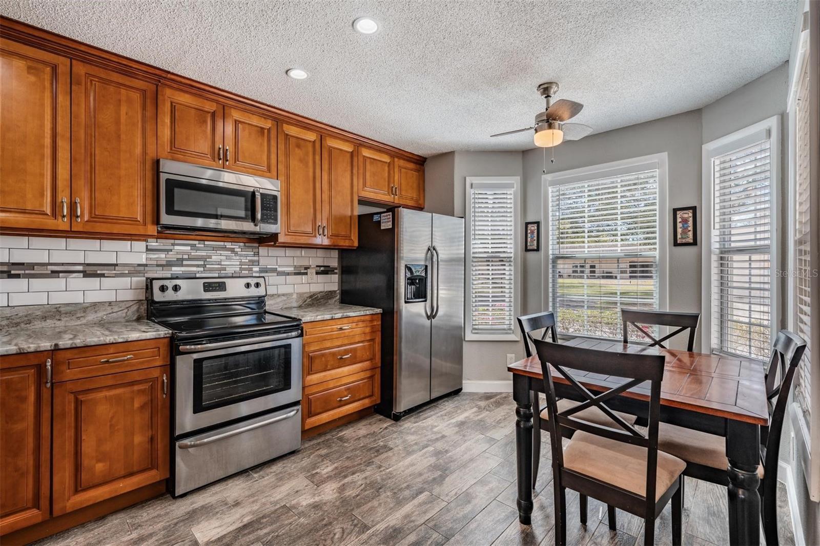 CHATEAU VILLAGE CONDO 03 - Residential