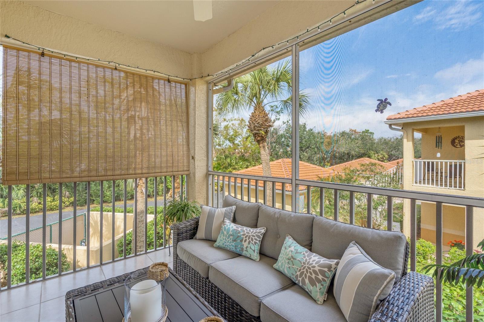 CASA DEL LAGO - Residential