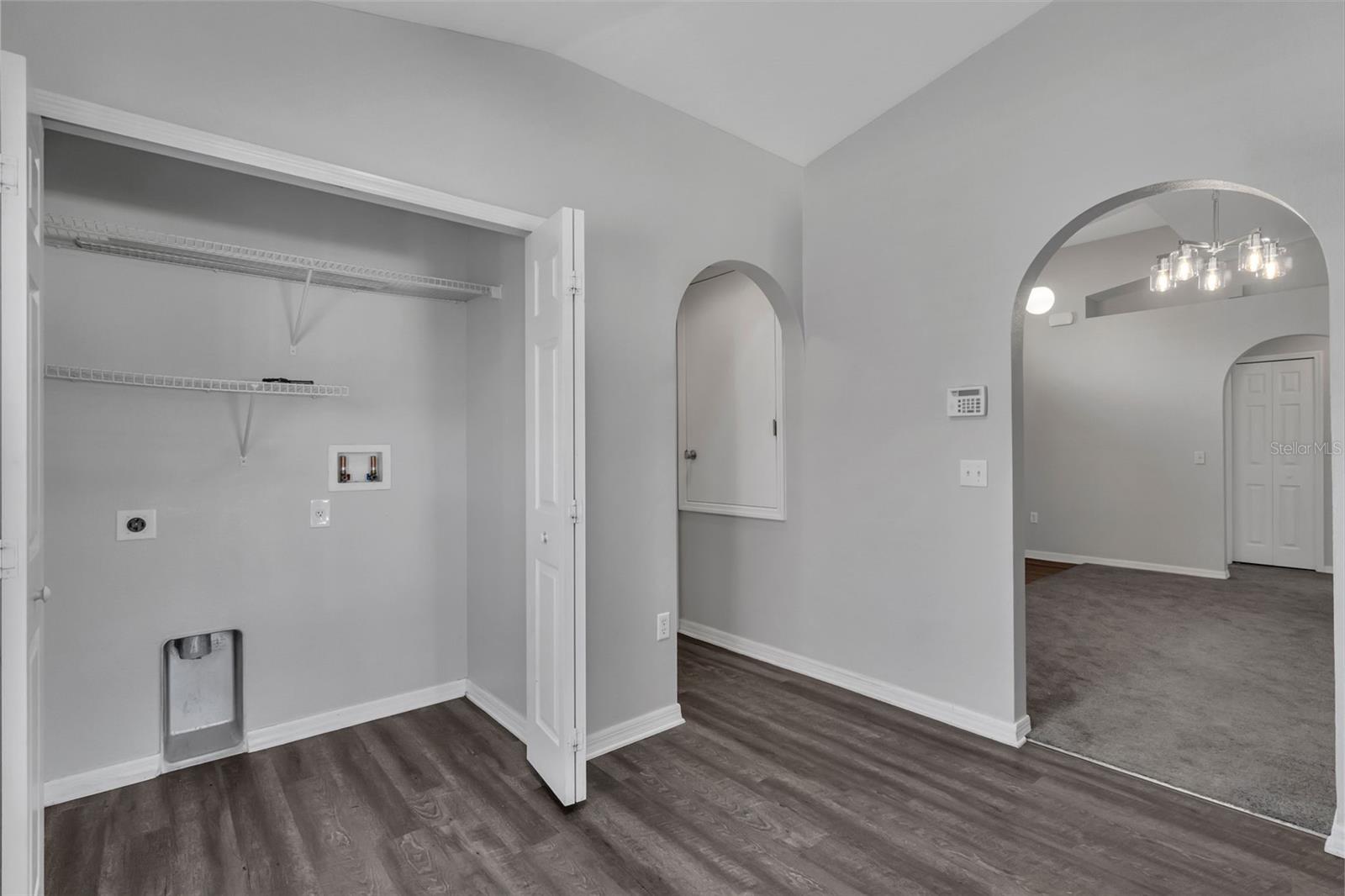 PATTERSON GROVES - Residential