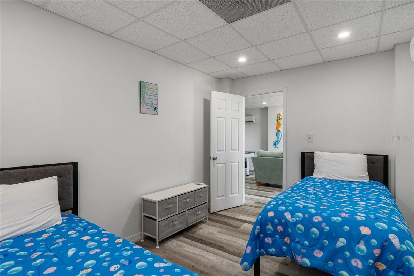 HERNANDO BEACH - Residential