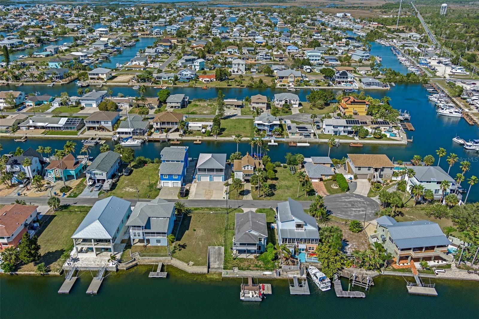 HERNANDO BEACH - Residential