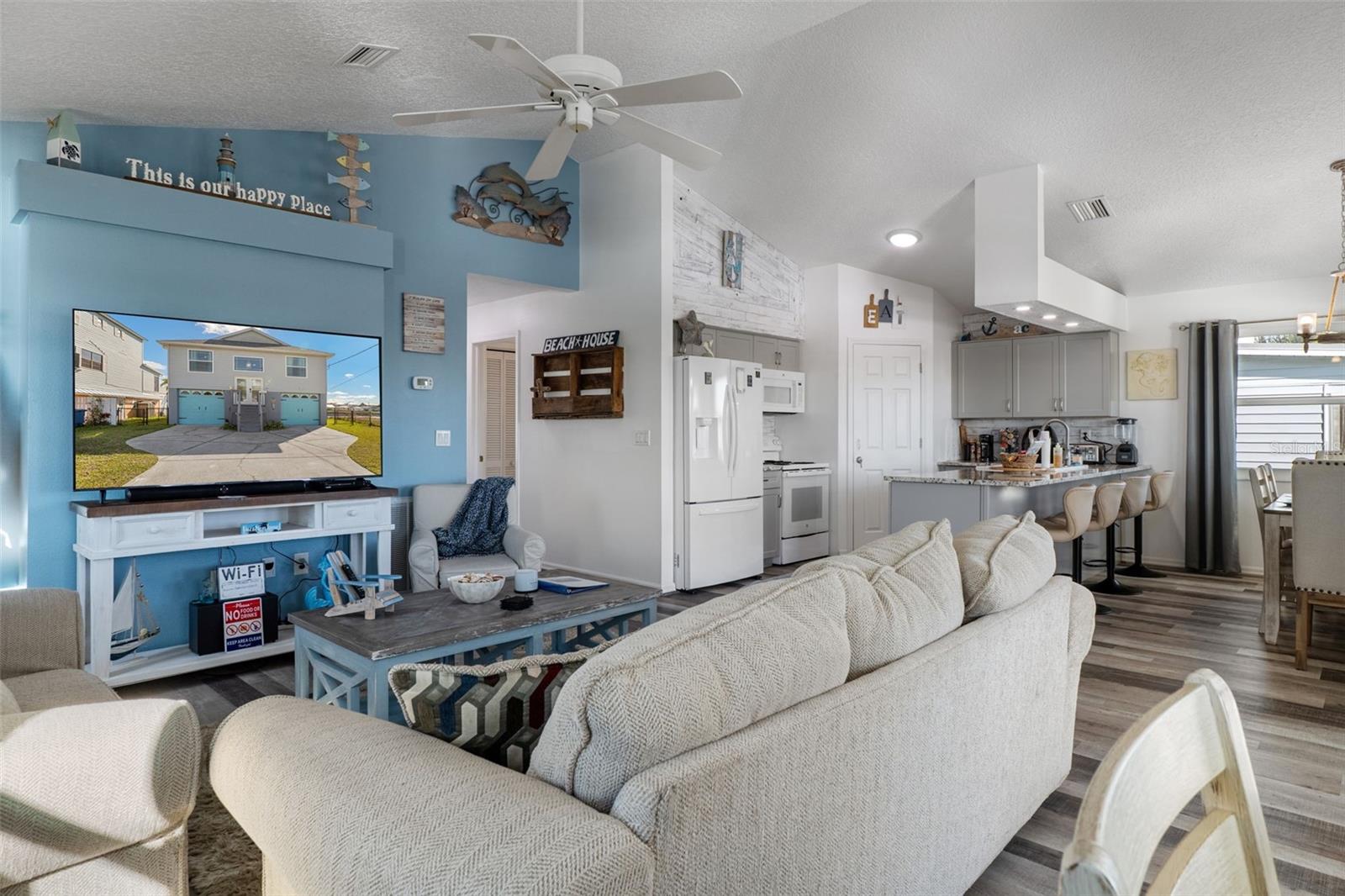 HERNANDO BEACH - Residential