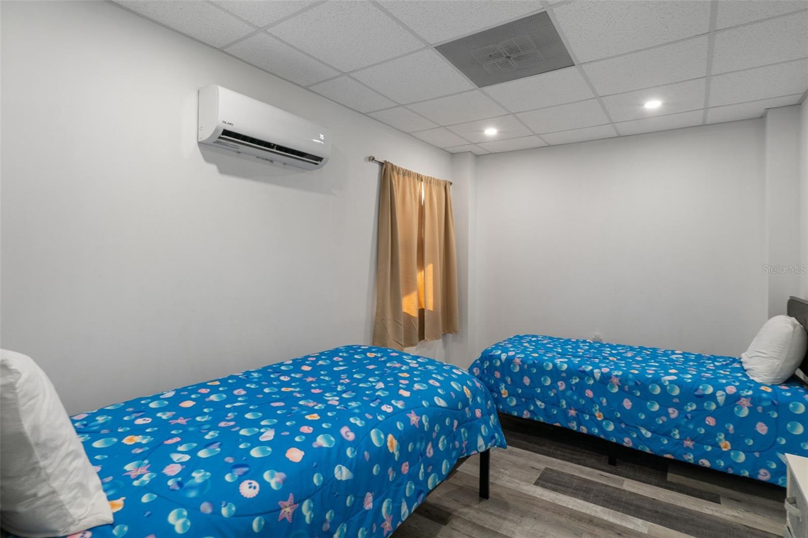 HERNANDO BEACH - Residential