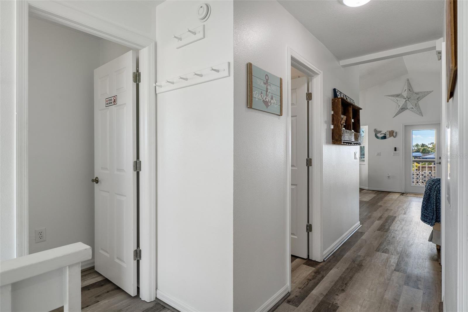 HERNANDO BEACH - Residential