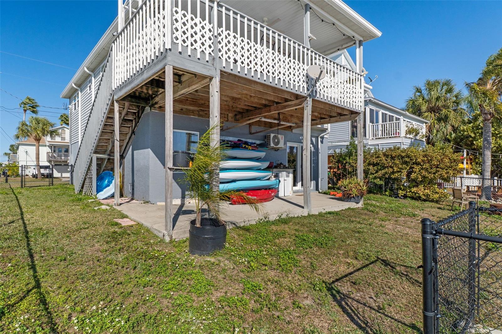 HERNANDO BEACH - Residential