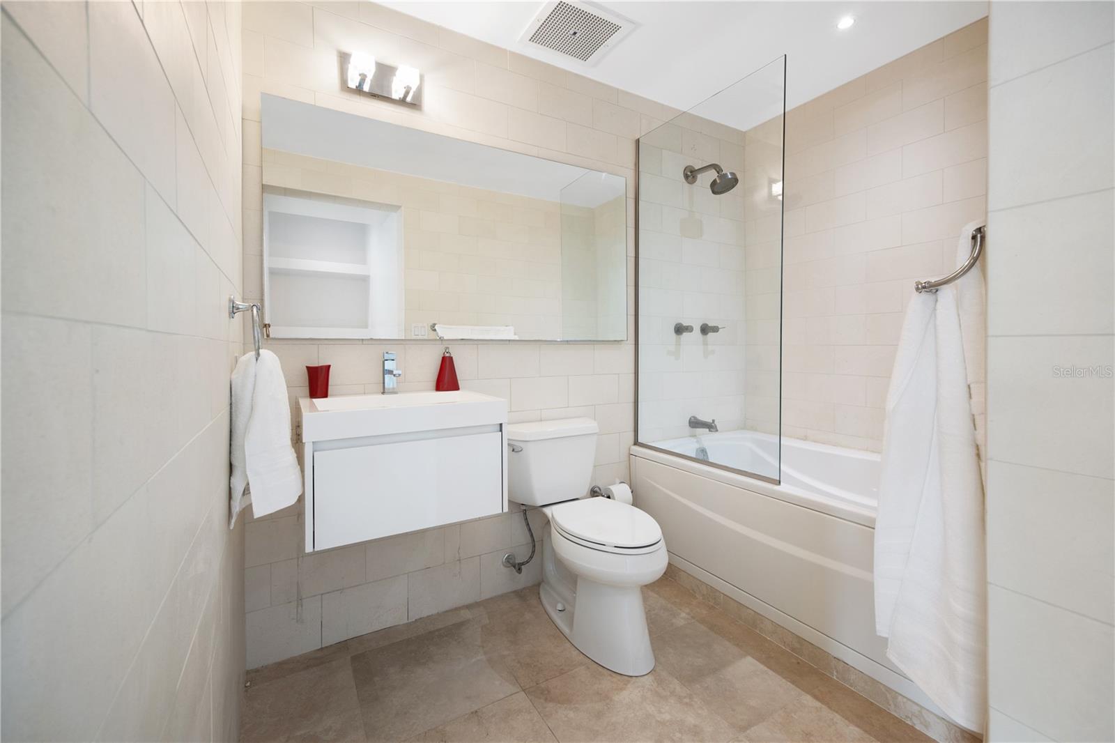 THE BRISTOL CONDOMINIUM - Residential