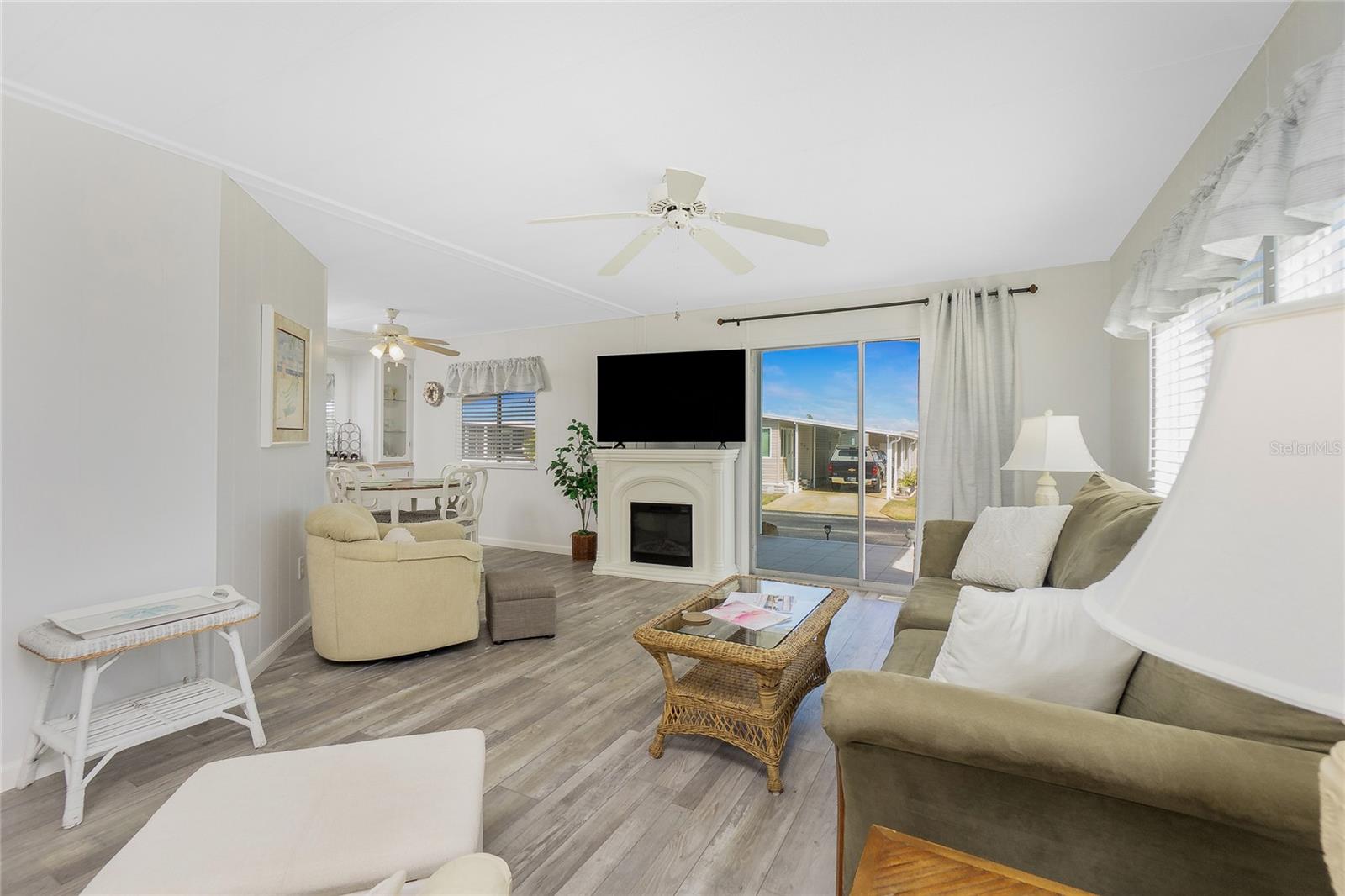 SANDALWOOD PARK - Residential