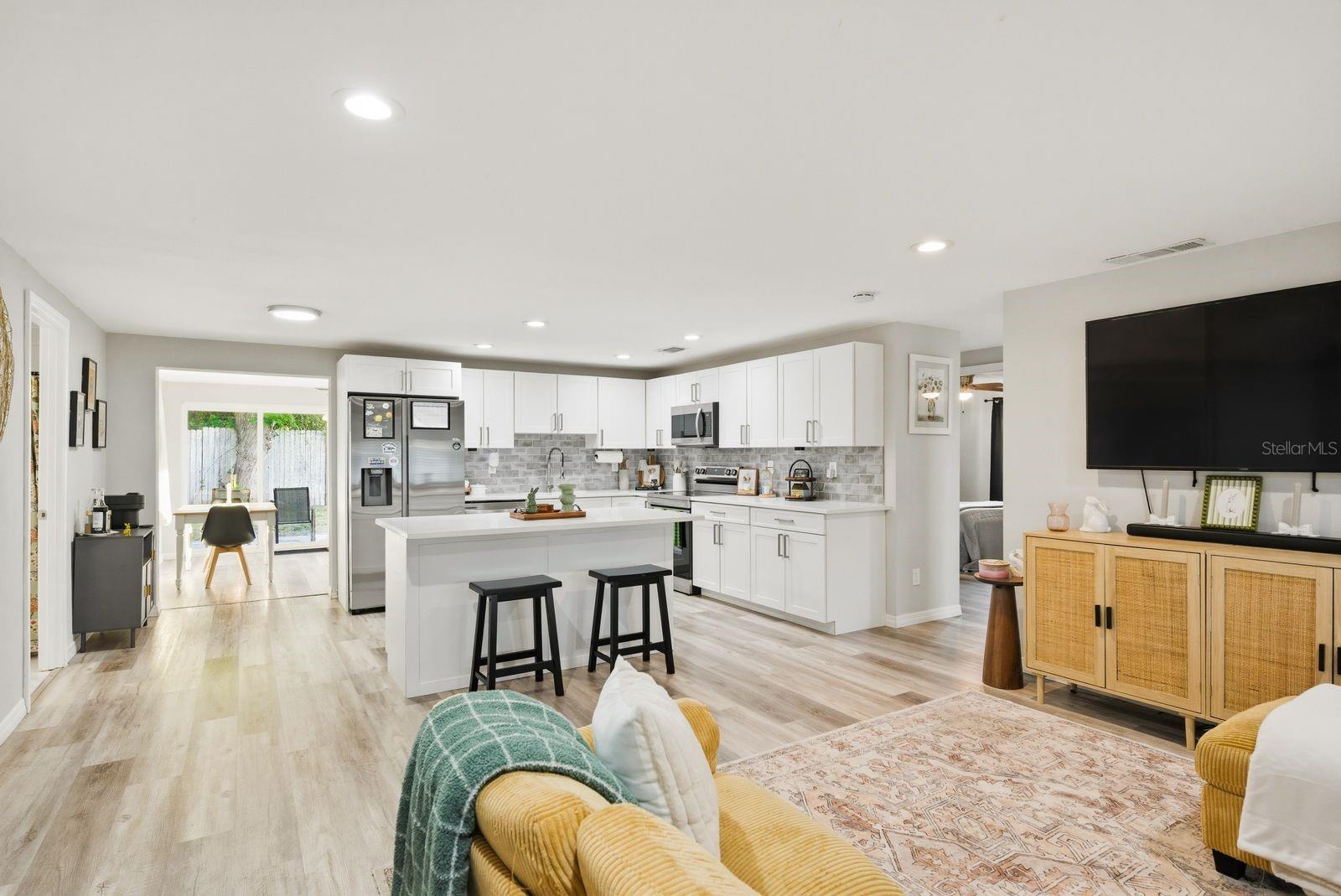 BAYOU MANOR 1ST ADD - Residential