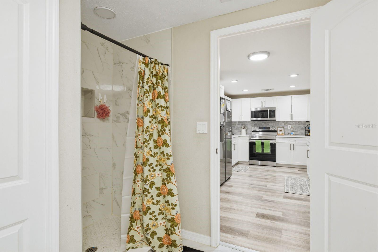 BAYOU MANOR 1ST ADD - Residential