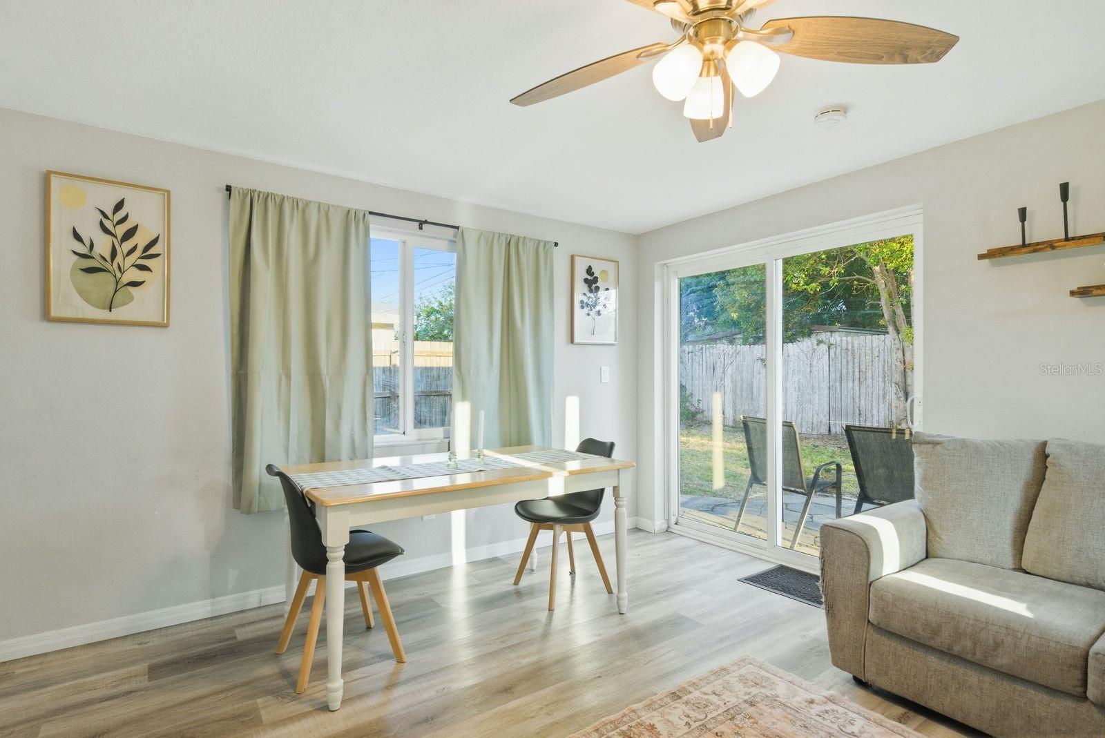 BAYOU MANOR 1ST ADD - Residential