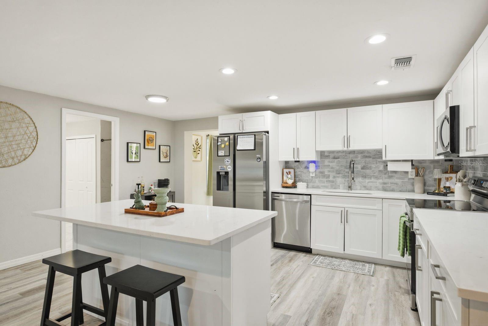 BAYOU MANOR 1ST ADD - Residential