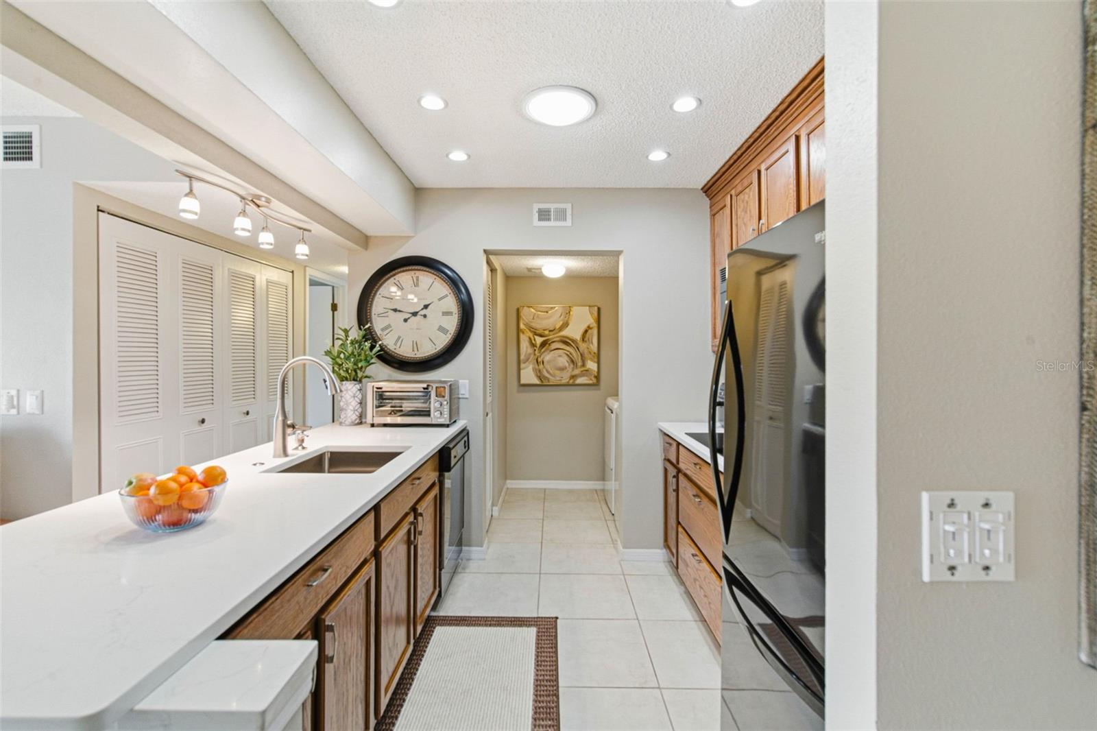 PINE RIDGE AT SUGAR CREEK - Residential