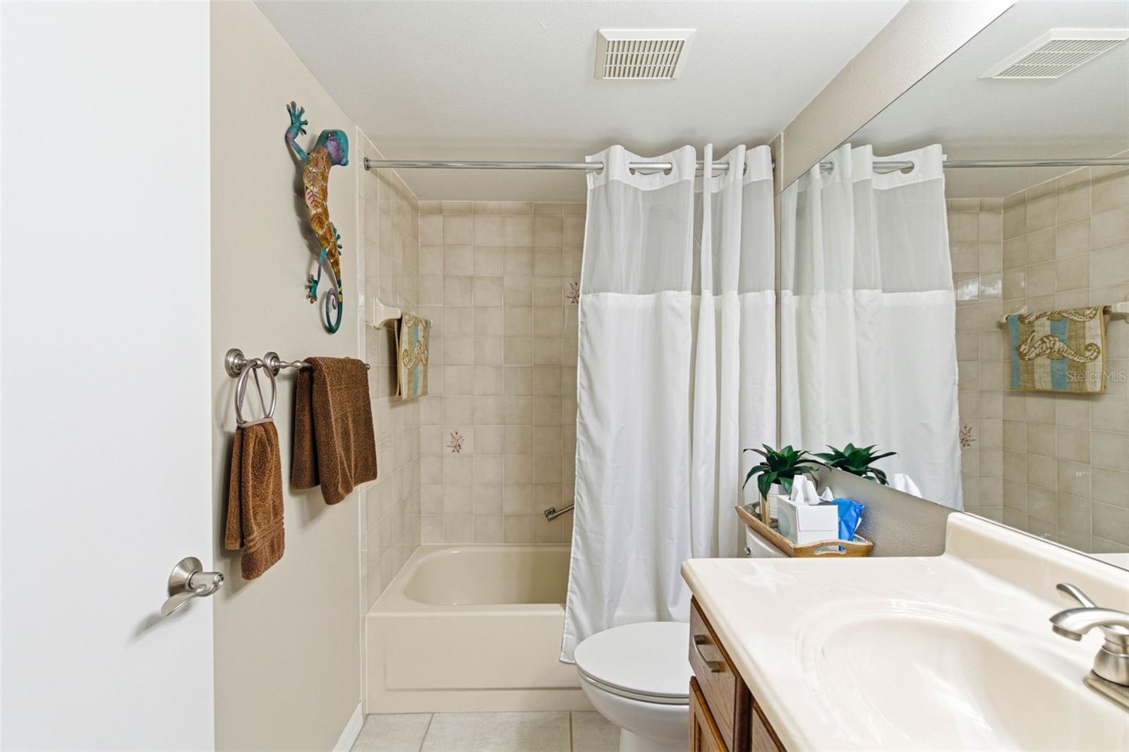 PINE RIDGE AT SUGAR CREEK - Residential