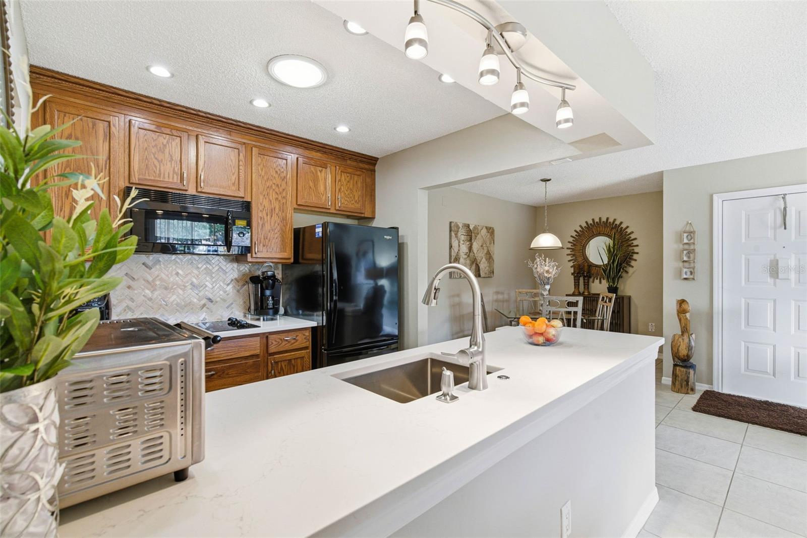 PINE RIDGE AT SUGAR CREEK - Residential